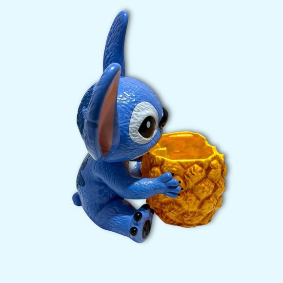 Disney 2025 Lilo & Stitch Movie 15" Popcorn Bucket. Cinemark Exclusive! NEW! - Picture 4 of 8